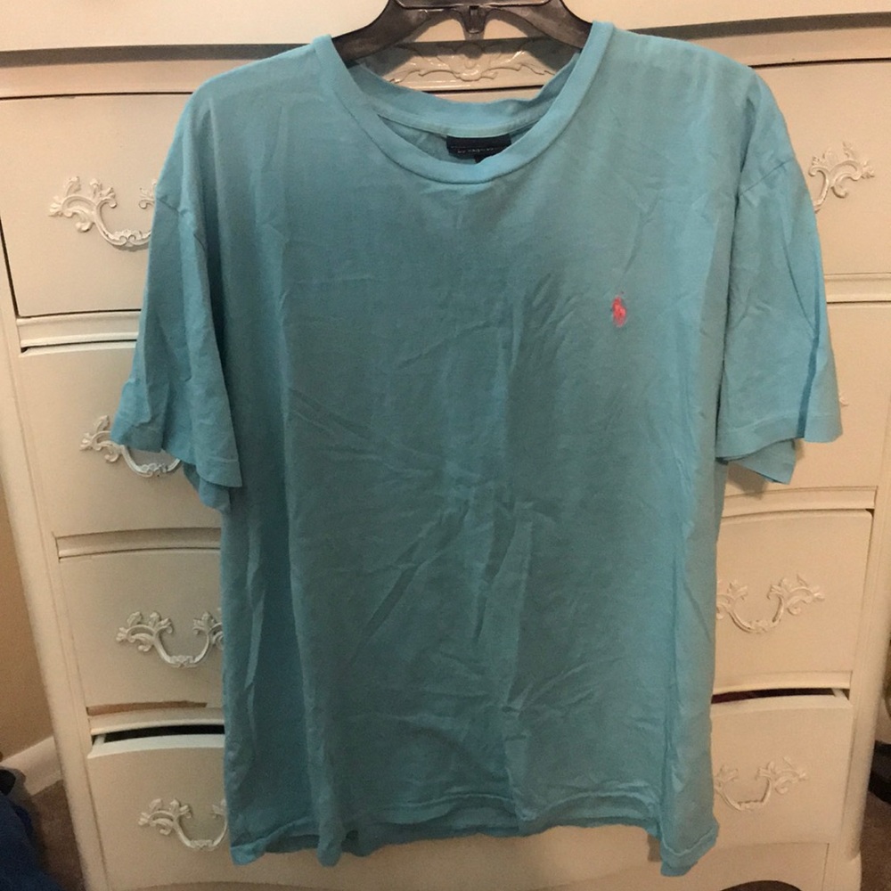 polo t-shirt